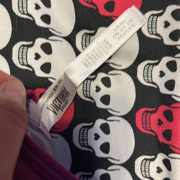 Victoria Secret Knockout Matching Workout Set - Picture 4 of 7